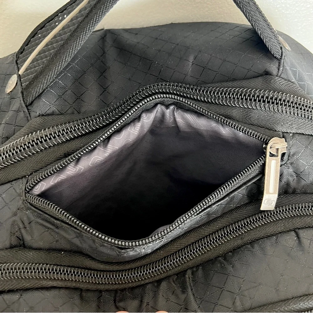 Solo New York Rival 17.3 Laptop Backpack Black Travel Work Hardshell ACV700